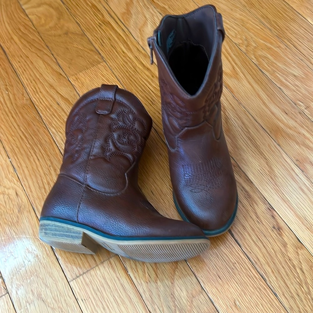 Cat & Jack cowgirl boots size 9 toddler